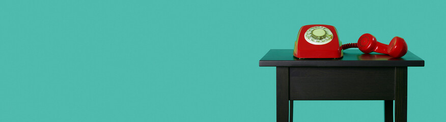 red telephone off the hook, web banner format