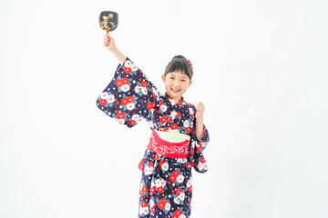 浴衣を着た日本人の女の子