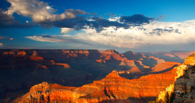 Looking towards Wotan's Throne from south rim, Grand Canyon, Arizona