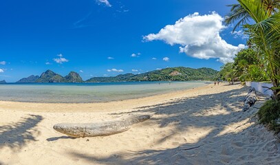 Impression of the paradisiacal Maremegmeg beach near El Nido on the Philippine island of Palawan during the day