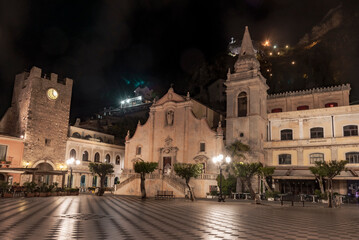 Fototapeta na wymiar Night view of the Taormina town in Sicily