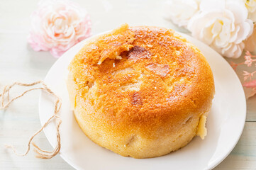 たっぷりりんごのしっとりヨーグルトケーキ