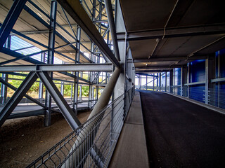 Einfahrt zum Parkdeck