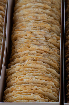 Crackers in a box 