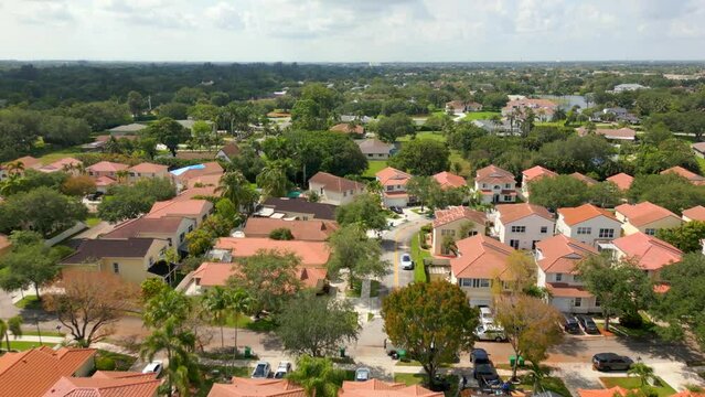 Drone footage luxury homes in Davie FL