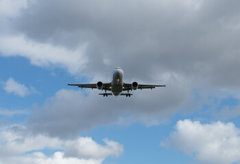 Fototapeta na wymiar passenger plane against the sky