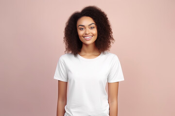 Obraz premium Young black woman in white t-shirt mock up Generative AI