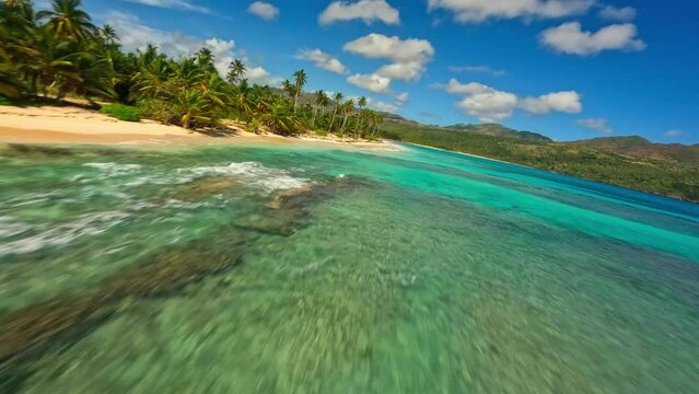 CINEMATIC FPV BEACH 5K REPUBLICA DOMINICANA