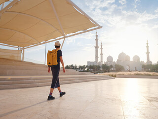 Fototapeta na wymiar travel to United Arab Emirates, city of Abu Dhabi.
