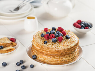pancake with berries