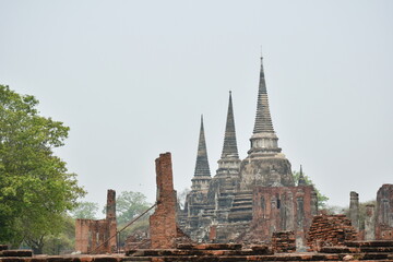 Obraz premium pagoda of Wat Phra Si Sanphet or temple of the holy, splendid Omniscient in sky background