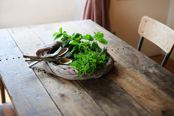 ハーブのテーブルセッティング