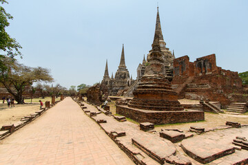 Fototapeta na wymiar Remains of the old temple town Ayutthaya near Bangkok in Thailand, nowadays a tourist attraction