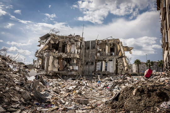 Destruction after the earthquake