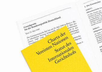 Deutsches Grundgesetz und Charta der Vereinten Nationen