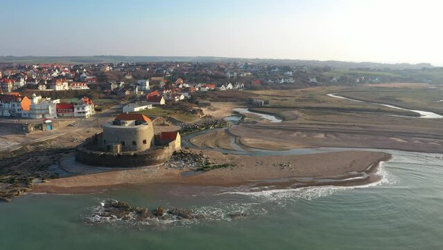 Morning sunrise at Ambleteuse Fort 