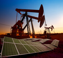 Oil pump with solar panels