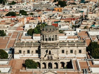 Fototapeta na wymiar Scenic view of the Hospicio Cabanas in Guadalajara, Jalisco, Mexico