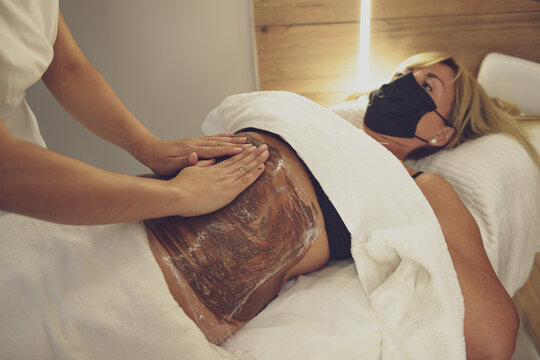 Mascarilla de chocolate anticelulitis adelgazar dieta salud belleza cl&iacute;nica fanfo fangoterapia abdomen barro terapia masaje 