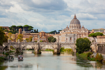 View of St. Peter's Basilica - obrazy, fototapety, plakaty