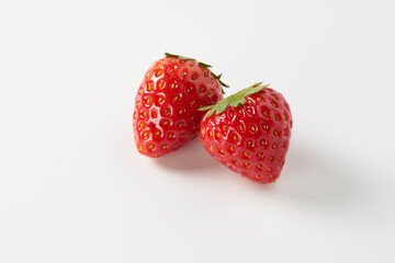 苺を白背景で（とちあいか）