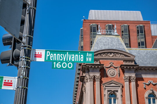 1600 pennsylvania sign