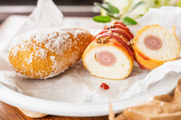 カットしたアメリカンドッグ