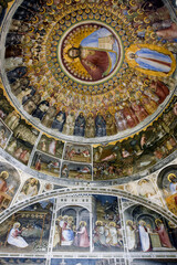 Fototapeta na wymiar Padova. Interno della cupola del Battistero di San Giovanni Battista 