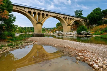 Foto op Plexiglas Pont du Gard Ancient Roman Pont du Gard aqueduct bridge in France