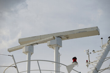 Radaranlagen auf einem Schiff