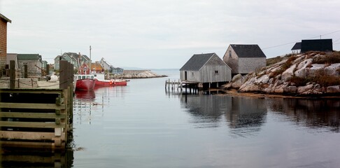 Group of small houses on a river, Peggy's Cove, Nova Scotia, Canada - obrazy, fototapety, plakaty
