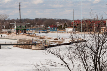 Fototapeta na wymiar Fox River Lock At De Pere, Wisconsin, In Winter