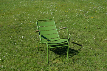 Chaise en métal - Parc de la Briantais à Saint-Malo