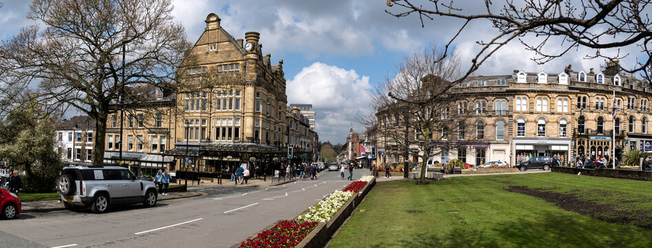 Panoramic street view of Harrogate cityscape 