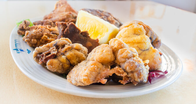 Huevas de pescado fritas