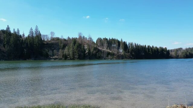 Lechstausee mit unber&uuml;hrtem Ufer