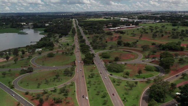 Tesourinha proximo ao lago Paranoa em Brasilia - Brasil