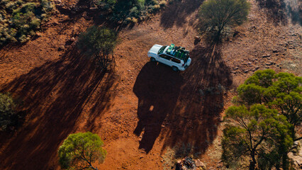 4x4 in desert Australia © HaroldBolt