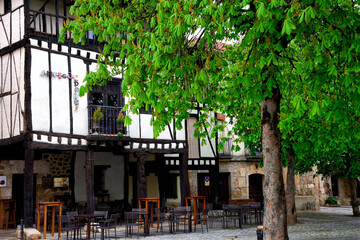 street scene with historic timbered houses, old town of Covarrubias,  Ruta del Cid, Burgos province, Castilla-León, Castile and León, Castilla y Leon, Spain, Europe