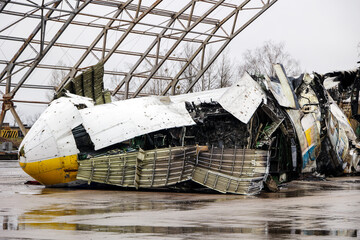 Debris of ukrainian airplanes destroyed at Hostomel airfield