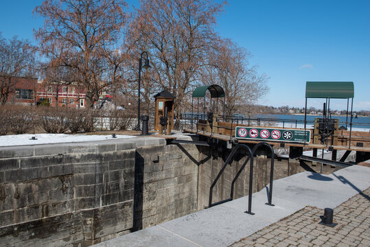 The floodgate of Chamby, Quebec