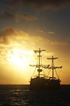 Sailboat at Sunrise in San de Huy Dominican Republic © Andre