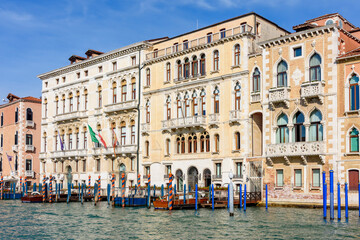 Fototapeta na wymiar Venice medieval architecture along Grand canal, Italy