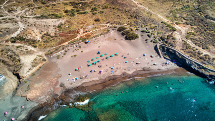Toma aérea con dron de la Playa de Los Abriguitos en Abades, Tenerife, Canarias.