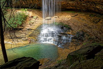Fototapeta na wymiar Northrup falls in Tennessee partial view