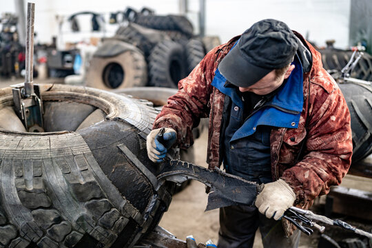 man rips off a huge hire