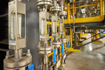 Thermal power plant technology: plant environment, components and process equipment and its parts. Stainless steel piping, fittings, controls, descriptions.  