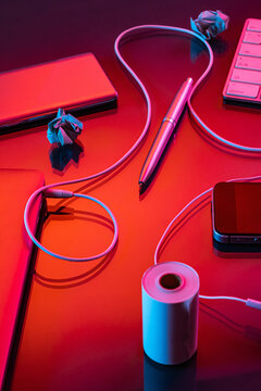 Scattered tech and devices 