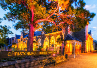 NZ Christchurch gardens gate set