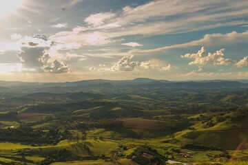 Imagem aérea da serra da mantiqueira, em Socorro